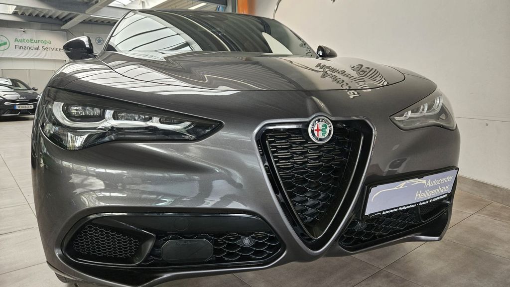 Alfa Romeo Stelvio 45.422 km 33.980 &euro; Heiligenhaus 42579