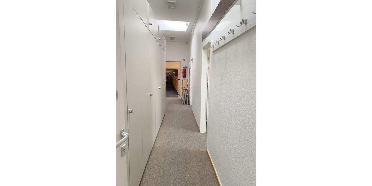 Gewerbeobjekt Düsseldorf Pempelfort - 3 Zimmer, 2.200&euro; | Angebot:26554978