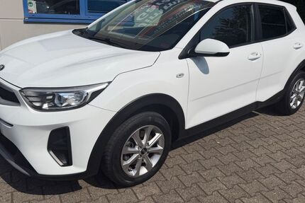 Kia Stonic 92.831 km 10.299 &euro; Bochum 44894