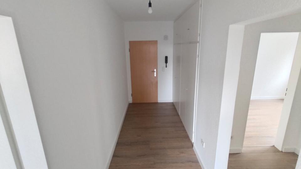 Etagenwohnung Oberhausen Schmachtendorf - 3 Zimmer, 68 m&sup2;, 748&euro; | Angebot:26250311