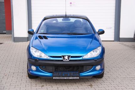 Peugeot 206 181.600 km 2.999 € Velbert 42549