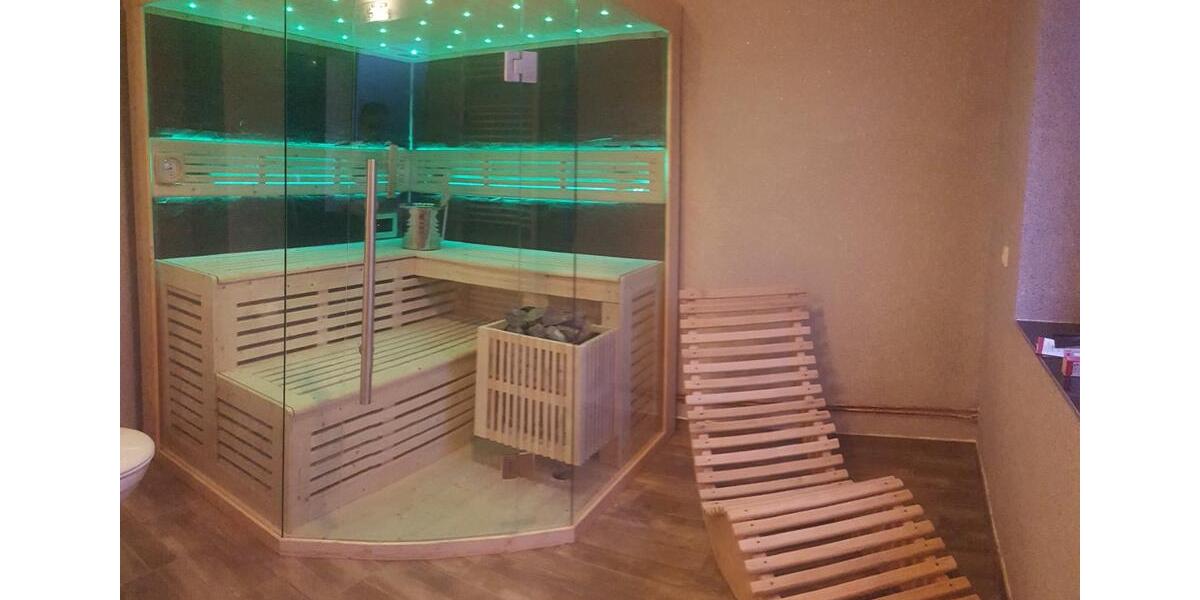 3-Zimmer-Wohnung mit großem Balkon und Sauna in zentraler Lage – 3 zimmer