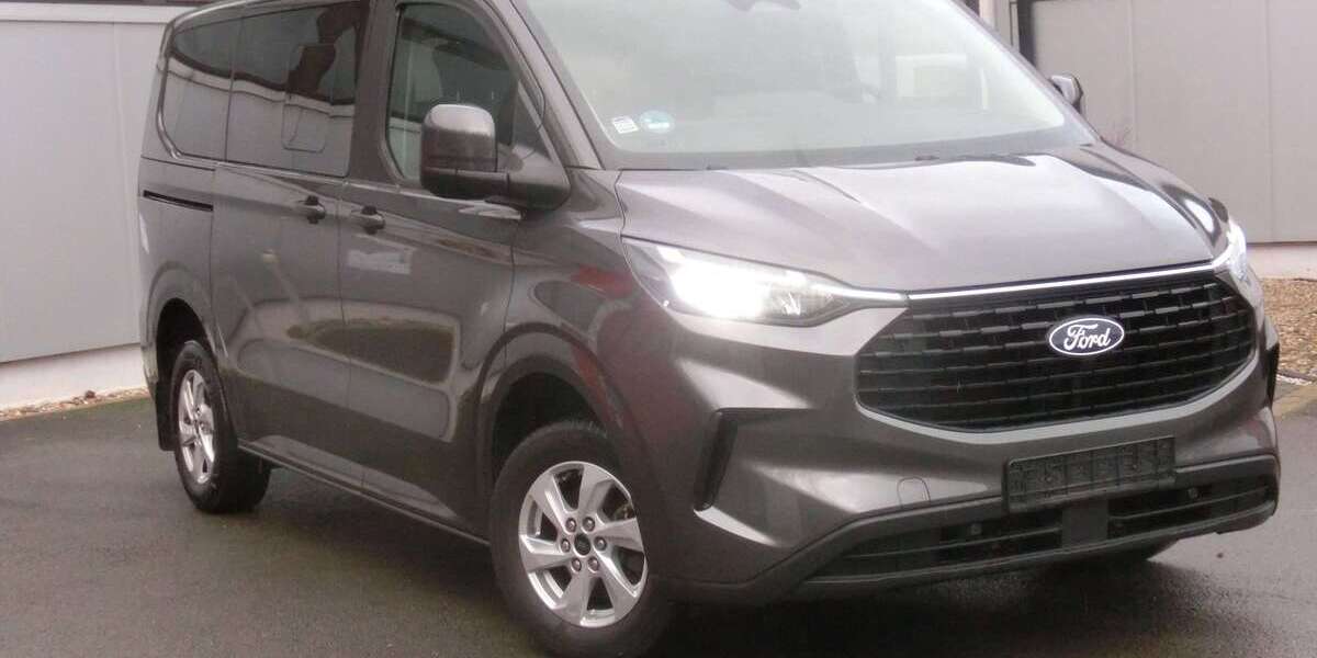 Ford Tourneo Custom 87.000 km 37.990 &euro; Bochum 44867