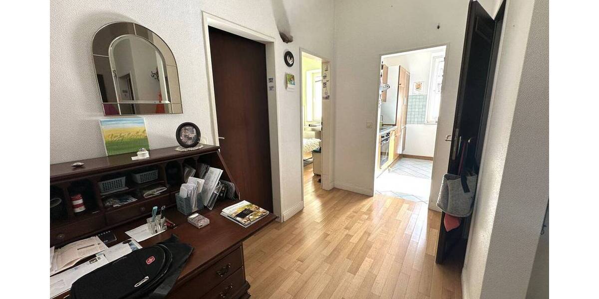 Etagenwohnung Düsseldorf Oberkassel - 4 Zimmer, 106 m&sup2;, 649.000&euro; | Angebot:26842324