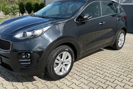 Kia Sportage 48.771 km 15.100 € Alpen 46519