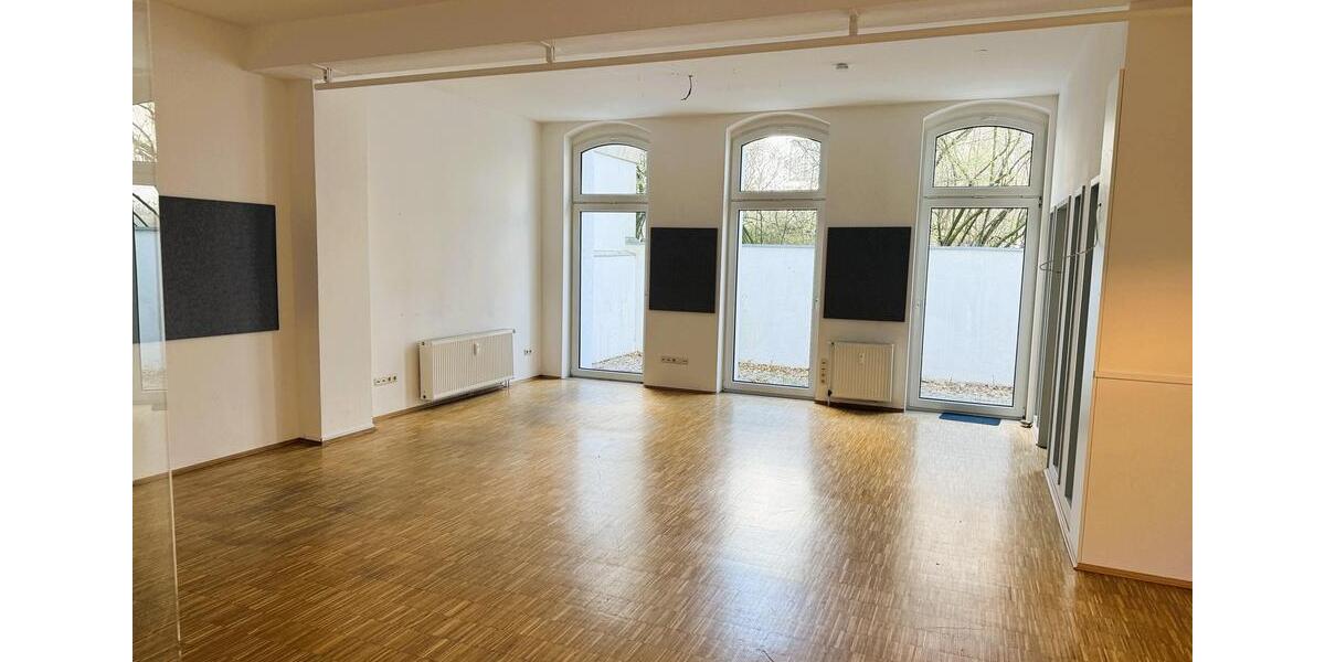 +++ Wunderschönes Büro-Loft-Atelier in Toplage provisionsfrei (300m zur Kö) +++ zimmer