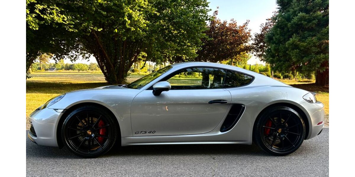 Porsche Cayman 30.900 km 85.900 &euro; Düsseldorf 40549