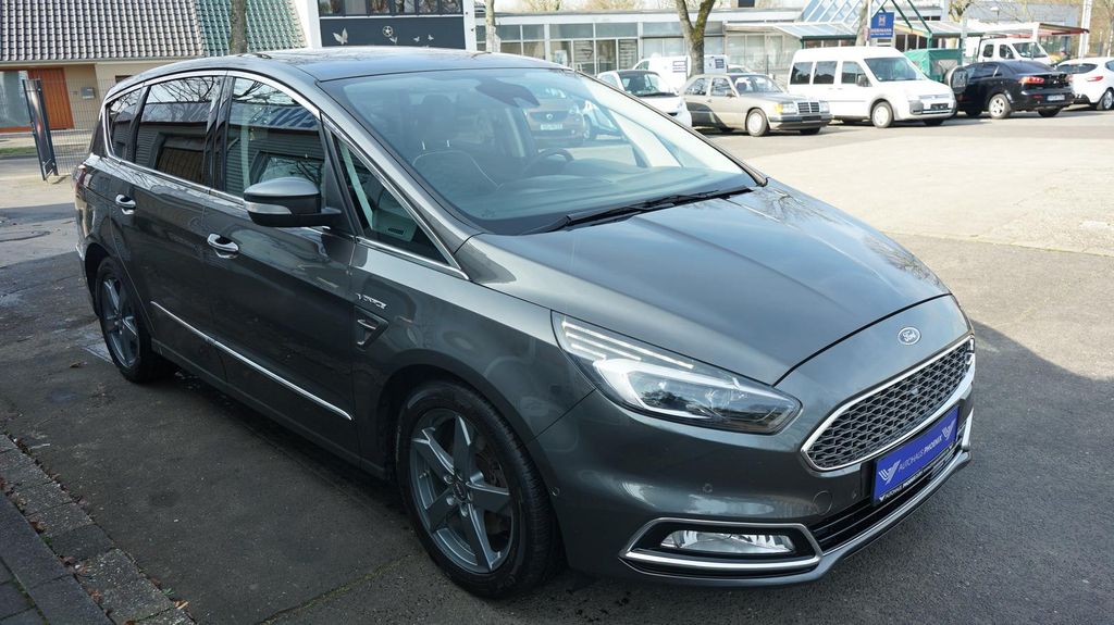 Ford S-Max 141.140 km 17.950 &euro; Krefeld 47807