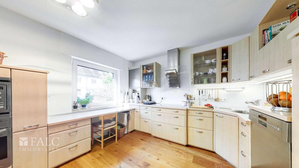 ***Familienoase in Ratingen-Hösel*** 5 zimmer