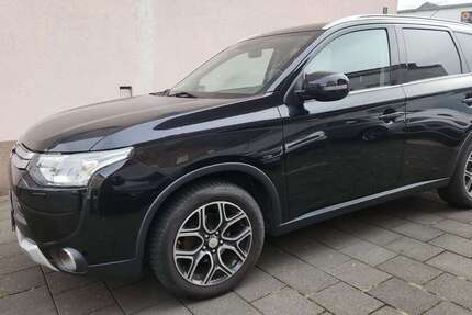 Mitsubishi Outlander 196.000 km 8.490 &euro; Duisburg 47198