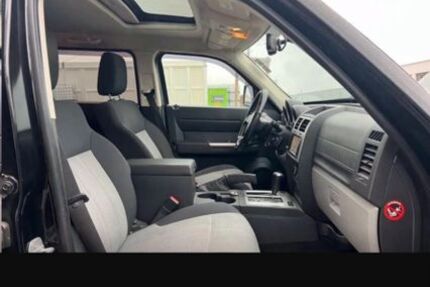 Dodge Nitro 150.000 km 4.000 &euro; Moers 47445