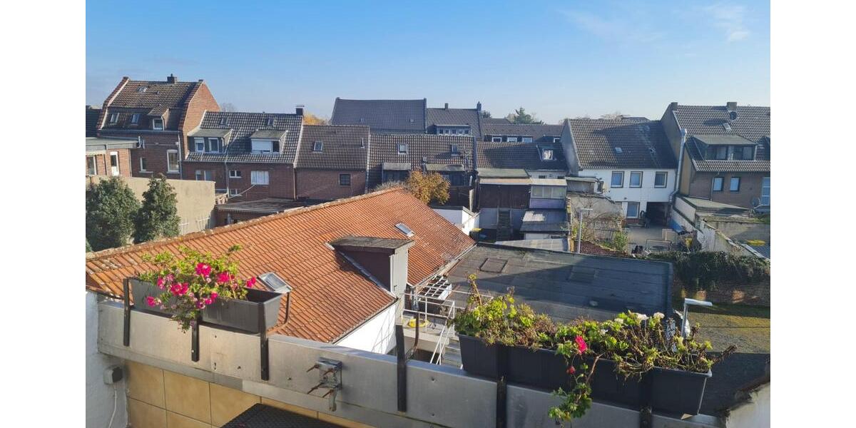 2-Zimmer Wohnung mit Küche, Waschmaschine und Loggia ab 01.02.26 2 zimmer