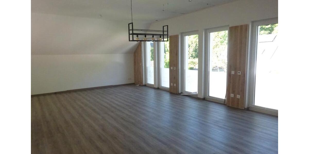 Einfamilienhaus Neukirchen-Vluyn Vluyn - 7 Zimmer, 220 m&sup2;, 599.000&euro; | Angebot:24813142