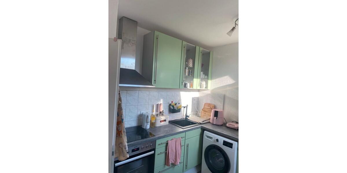 Helle 57qm Altbauwohnung zu vermieten 2 zimmer