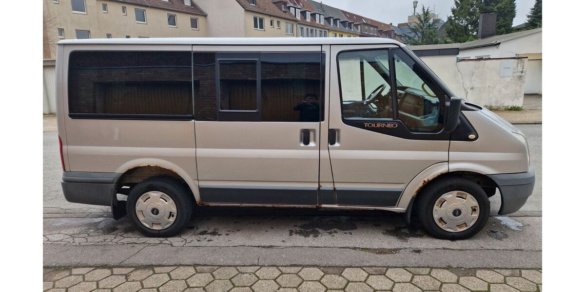 Ford Transit 221.000 km 7.987 &euro; Gelsenkirchen 45881