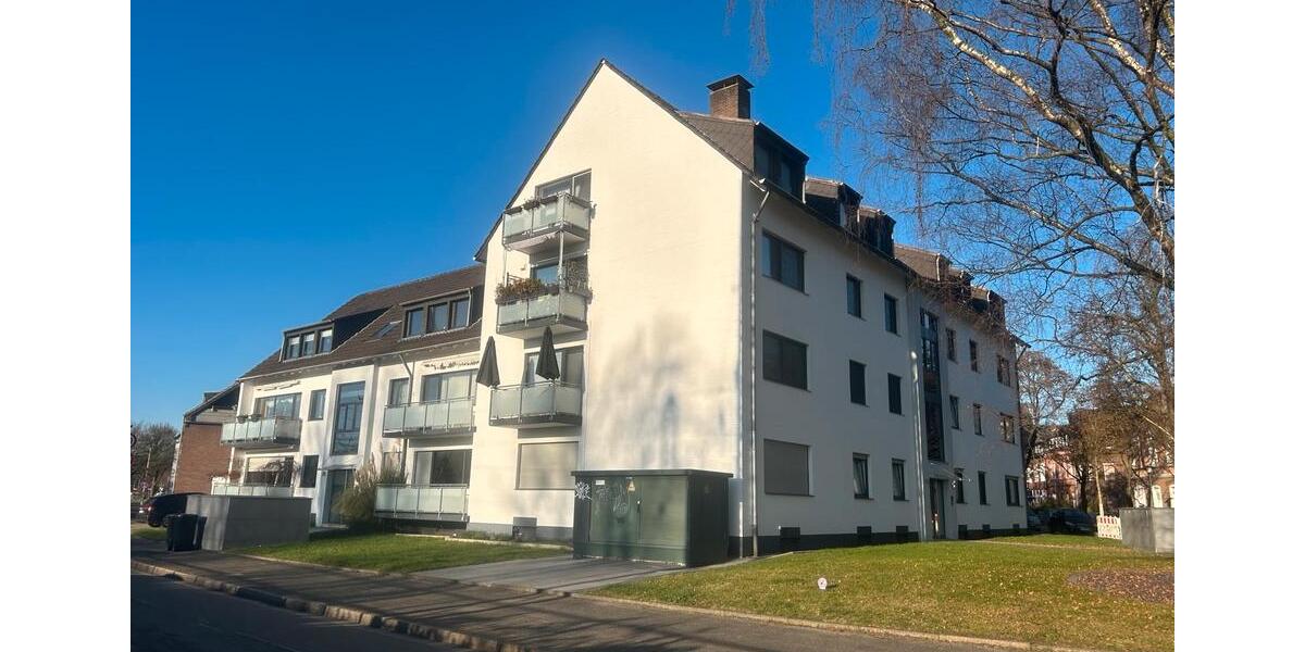 Dachgeschoßwohnung Düsseldorf Niederkassel - 3 Zimmer, 61 m&sup2;, 196.500&euro; | Angebot:25127315