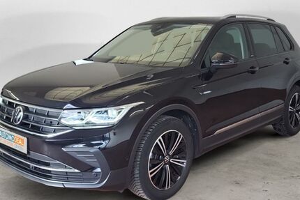 VW Tiguan 62.307 km 22.889 &euro; Moers 47445
