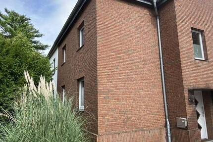 KR-Bockum - modernisierte DHH auf schönem Sonnengrundstück! 4 zimmer