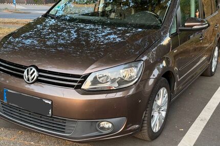 VW Touran 204.200 km 7.150 &euro; Mülheim an der Ruhr 45476