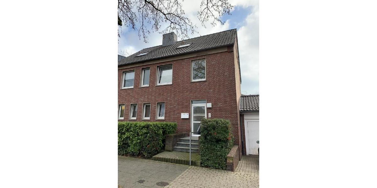 Dachgeschoßwohnung Kamp-Lintfort Lintfort - 2 Zimmer, 47 m&sup2;, 400&euro; | Angebot:25520035