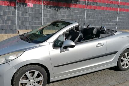 Peugeot 207 191.000 km 2.499 &euro; Krefeld 47803