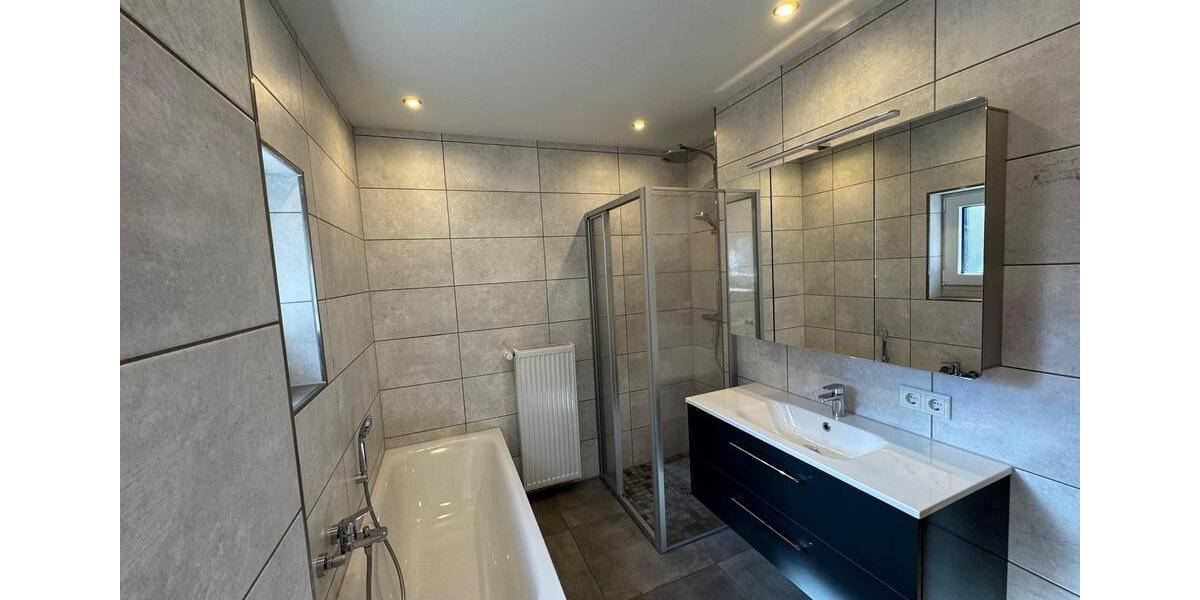 Doppelhaushälfte Oberhausen Schmachtendorf - 5 Zimmer, 120 m&sup2;, 1.590&euro; | Angebot:26323095