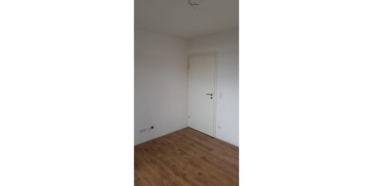Etagenwohnung Kamp-Lintfort Lintfort - 3.5 Zimmer, 69 m&sup2;, 159.000&euro; | Angebot:26740939