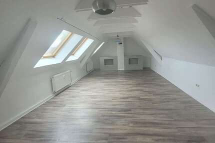 Wohnung zum Mieten in Krefeld 500 € 78 m² 4 zimmer