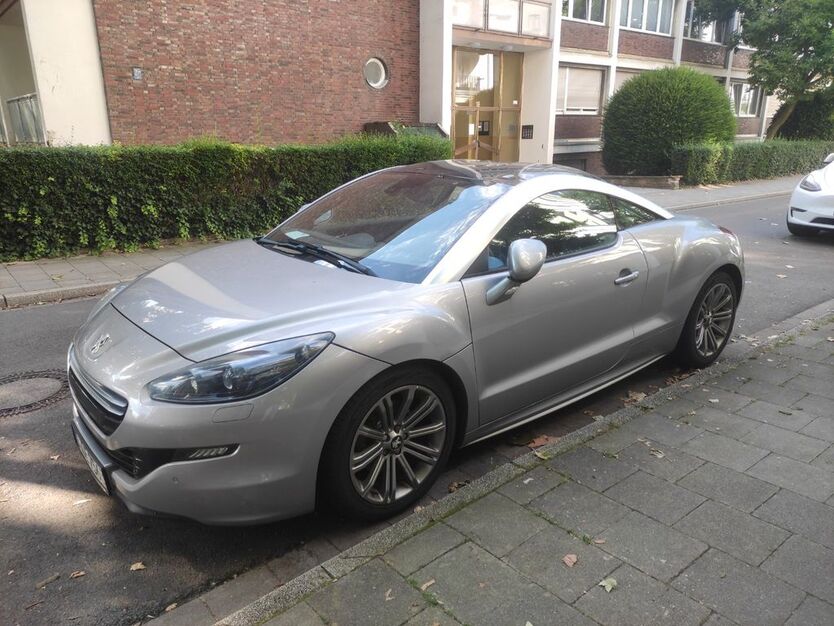 Peugeot RCZ 44.900 km 9.900 € Düsseldorf 40545