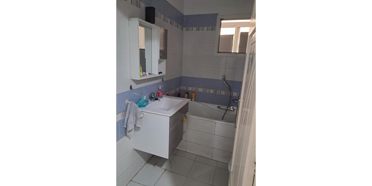 Etagenwohnung Duisburg Großenbaum - 4 Zimmer, 72 m&sup2;, 55.000&euro; | Angebot:24630959