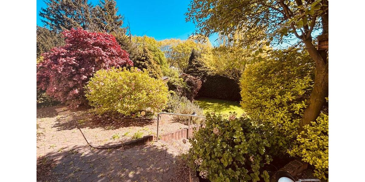 Einfamilienhaus Oberhausen Rothebusch - 6 Zimmer, 246 m&sup2;, 499.999&euro; | Angebot:27083282