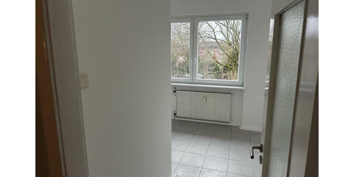 Etagenwohnung Oberhausen Alstaden - 3 Zimmer, 65 m&sup2;, 460&euro; | Angebot:26335337