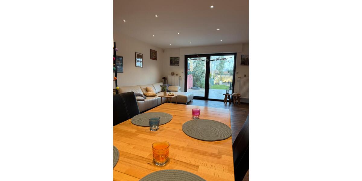Reihenhaus Oberhausen Biefang - 4 Zimmer, 130 m&sup2;, 489.000&euro; | Angebot:27426364