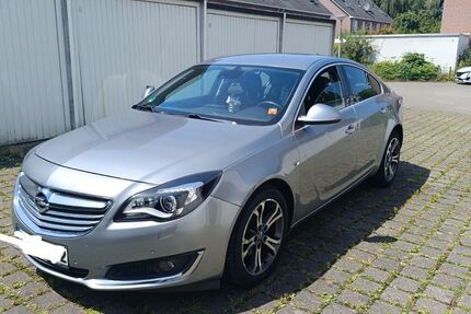 Opel Insignia 144.000 km 6.990 &euro; Bochum 44805