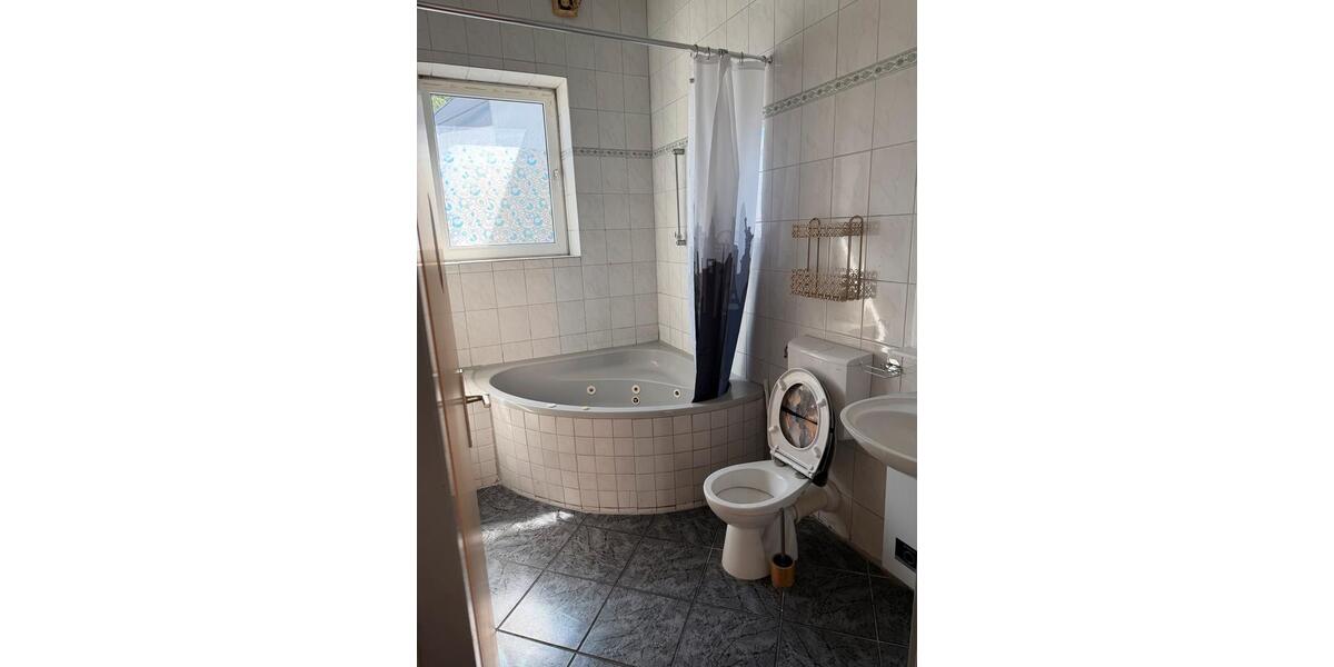 Etagenwohnung Krefeld Benrad - 2 Zimmer, 52 m&sup2;, 800&euro; | Angebot:26355288