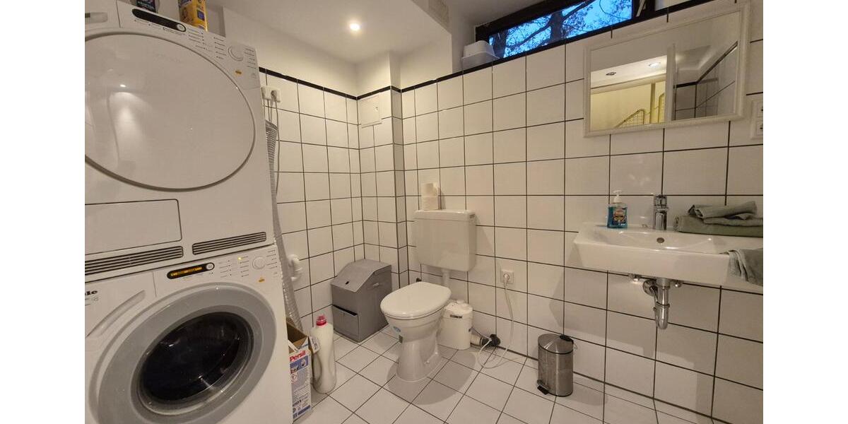 Raumwunder auf zwei Ebenen: Das 'Haus im Haus'-Gefühl mit Gartenparadies 4 zimmer