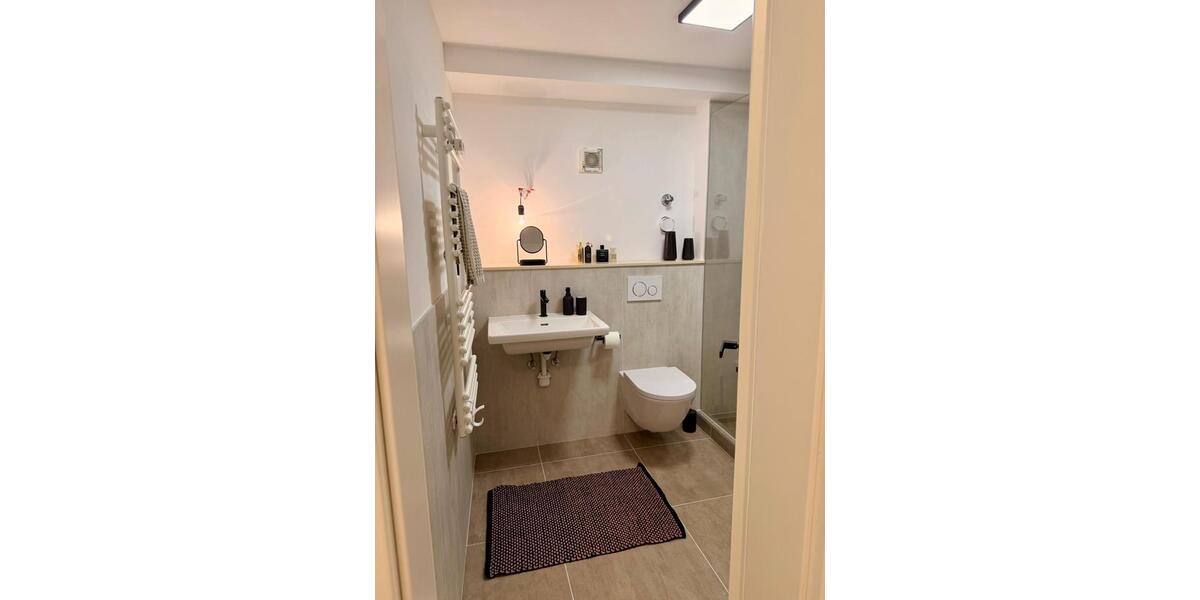 Top sanierte 2-Zimmer-Wohnung mit Balkon & Garage 2 zimmer