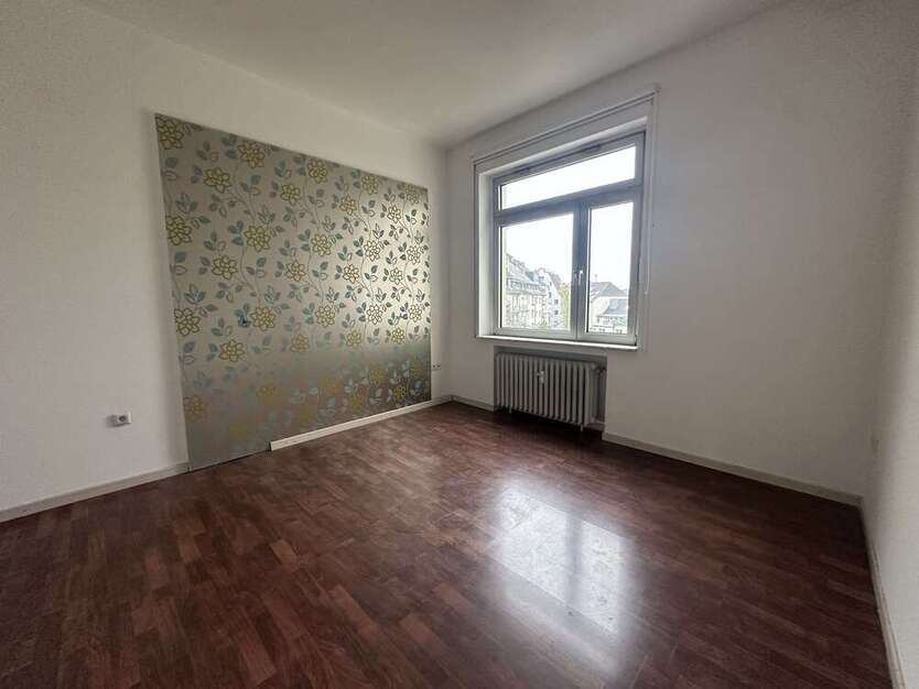 Wohnung zum Mieten in Düsseldorf 1.300 € 100 m²