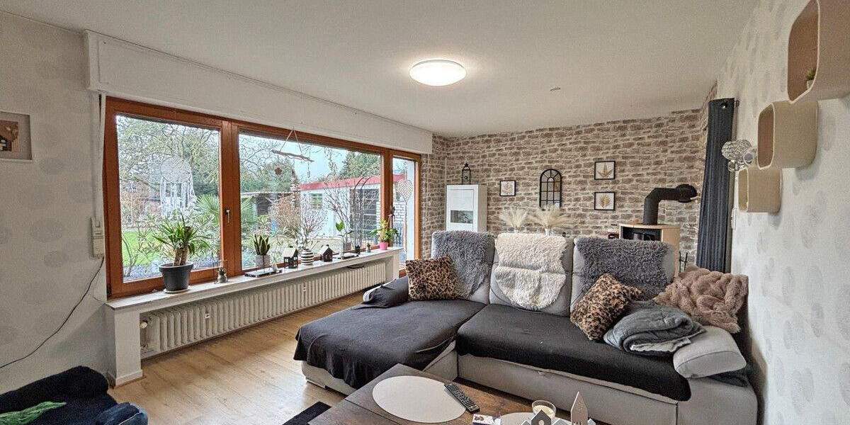 Mehrfamilienhaus, Wohnhaus Voerde Spellen - 6 Zimmer, 165 m&sup2;, 395.000&euro; | Angebot:25278709