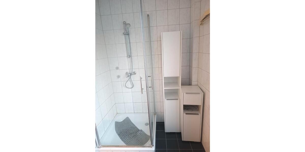 Etagenwohnung Krefeld - 1 Zimmer, 41 m&sup2;, 600&euro; | Angebot:26407258