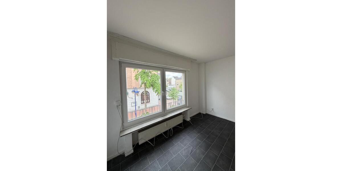 Etagenwohnung Duisburg Essenberg - 2 Zimmer, 65 m&sup2;, 380&euro; | Angebot:25646850
