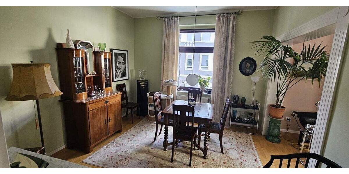 Etagenwohnung Essen Huttrop - 3 Zimmer, 87 m&sup2;, 250.000&euro; | Angebot:25631079