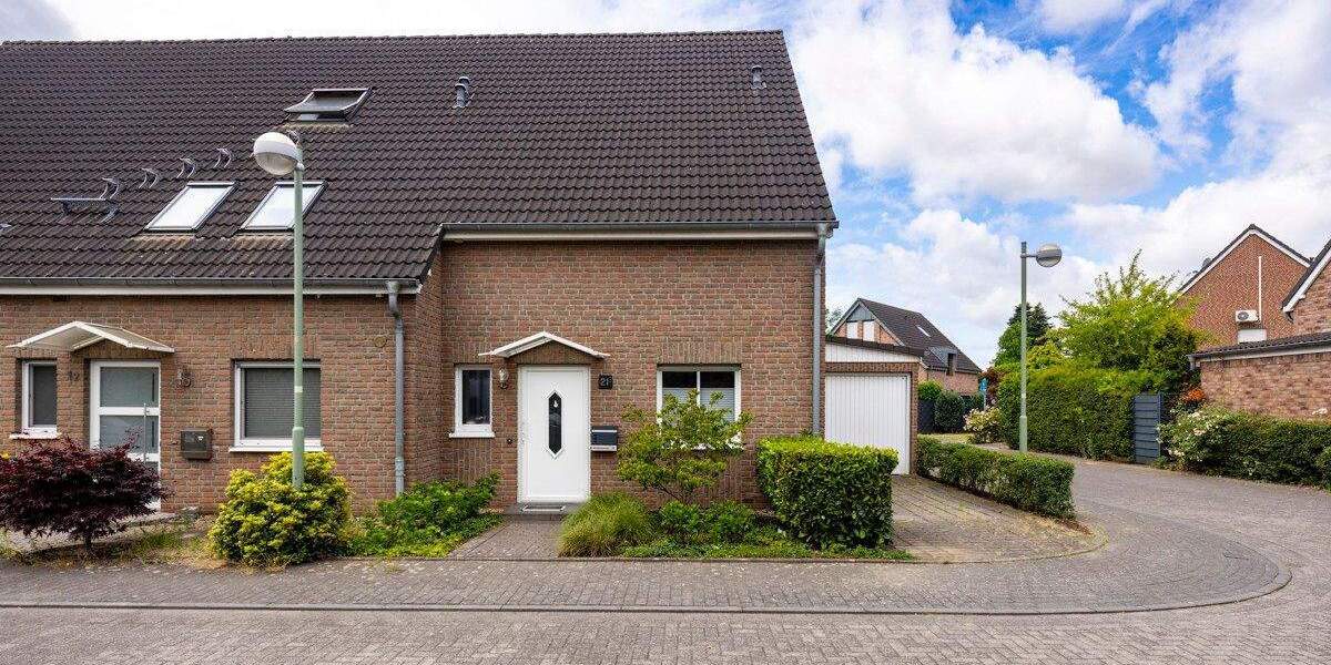 Reiheneckhaus mit 5 Zimmern und Garten in familienfreundlicher Lage von Osterath 5 zimmer