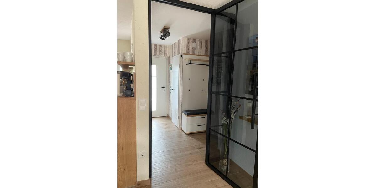 Modernes RMH mit Smart Home, hochw. Ausstattung und gepfl. Garten 5 zimmer