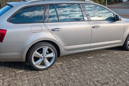 Skoda Octavia 119.500 km 13.800 &euro; Wesel 46485