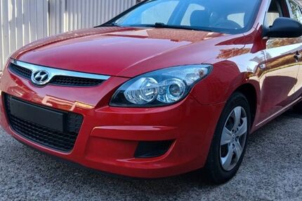 Hyundai i30 180.052 km 799 &euro; Duisburg 47198