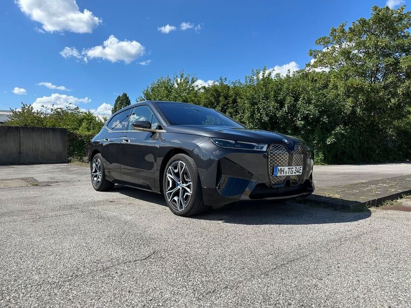 BMW iX 34.000 km 61.500 € Mülheim an der Ruhr 45472