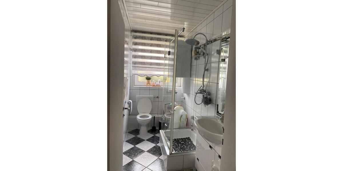 Etagenwohnung Wülfrath - 3 Zimmer, 95 m&sup2;, 123&euro; | Angebot:26131943
