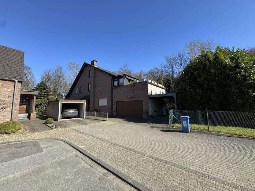 Wohnung zum Kaufen in Oberhausen 275.000 € 130.71 m²