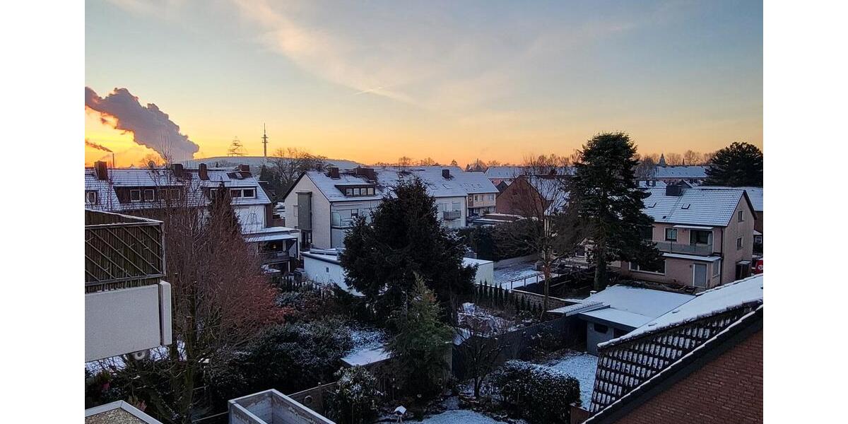 Großzügige DG-Wohnung in ruhiger Lage ohne Provision 4.5 zimmer